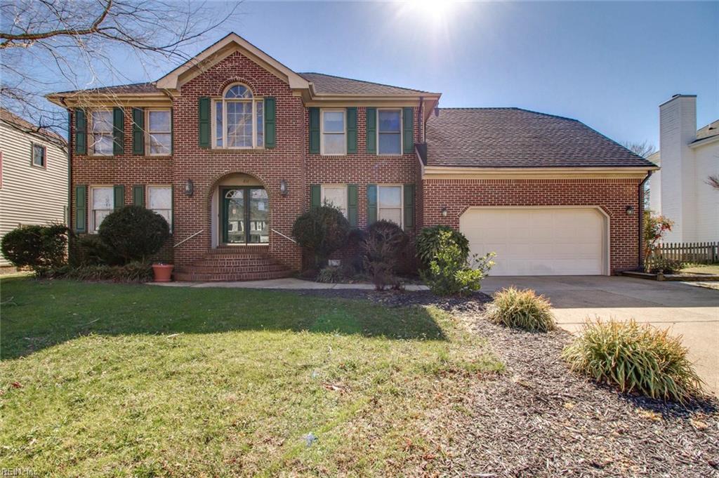 811 Windsor Pt - Photo 1