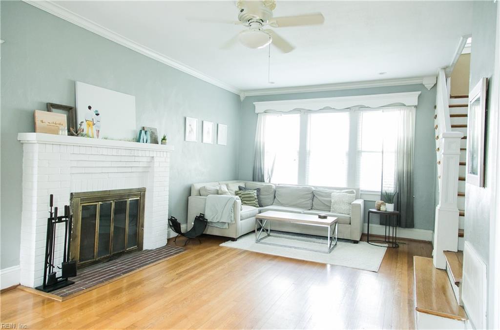 1700 Bain St - Photo 1