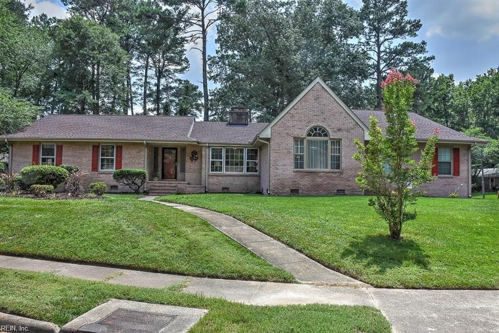 5125 Lake Shores Dr - Photo 1