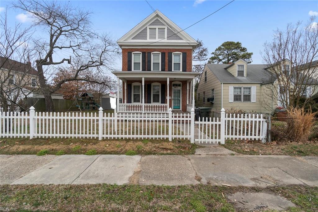 807 Pembroke Ave - Photo 1