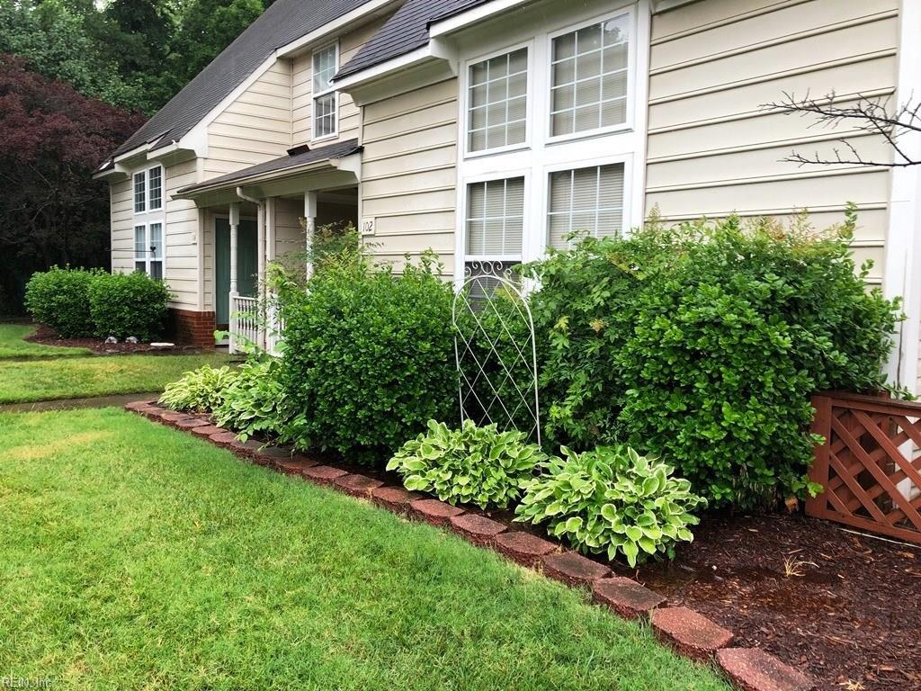 102 Post Oak Rd - Photo 1