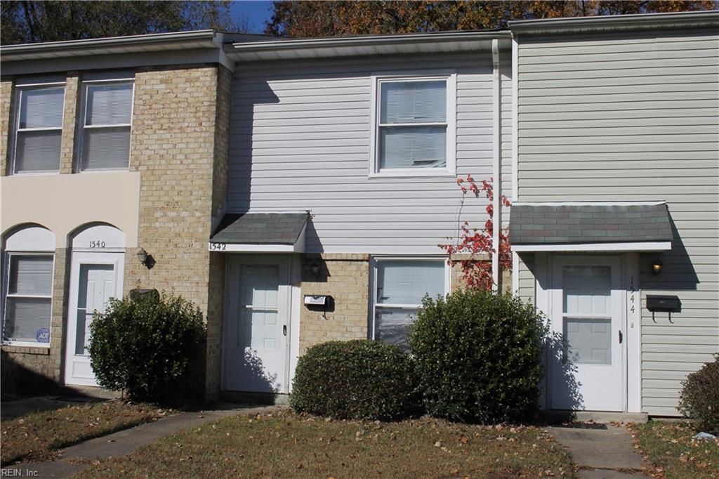 1524 Darren Cir - Photo 1