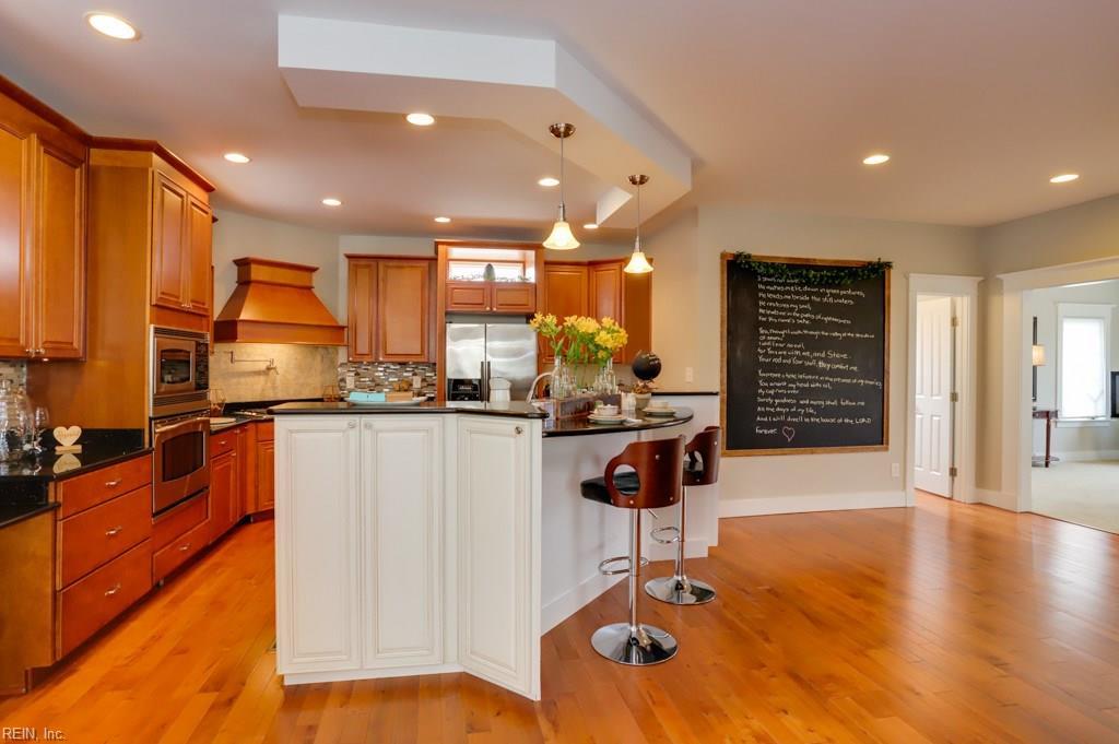 9628 7th Bay St - Photo 1