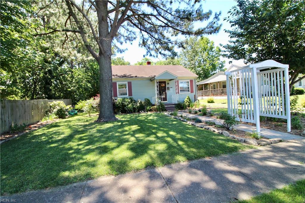 2905 Woodrow St - Photo 1
