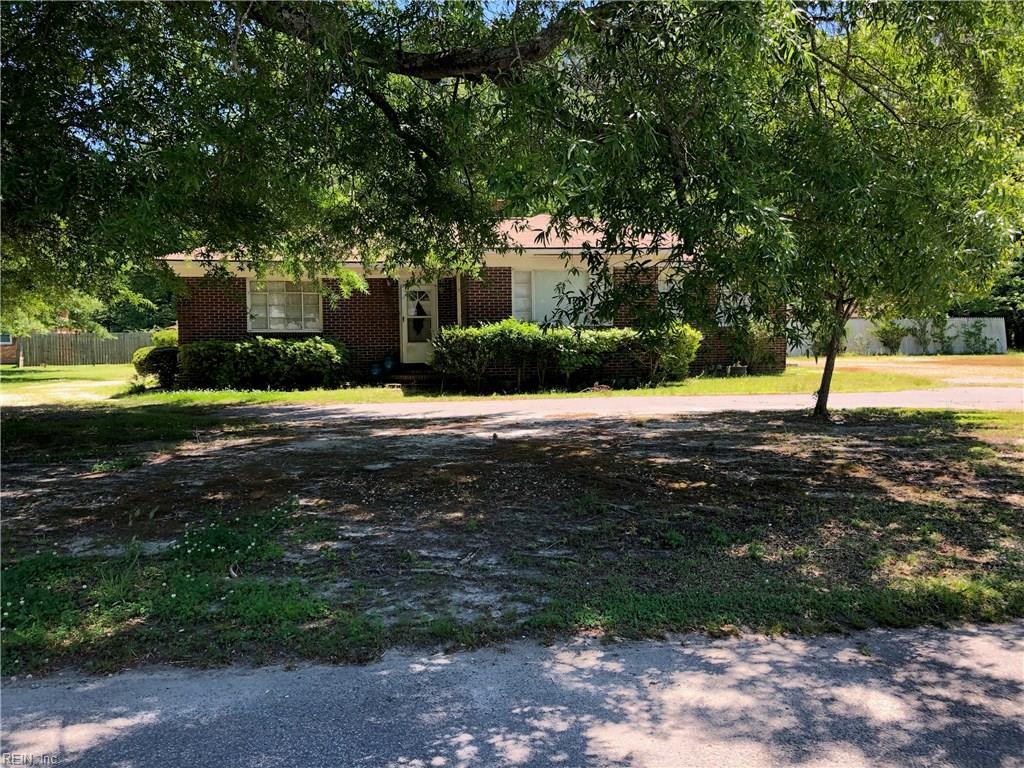 404 Gregory Ln - Photo 1