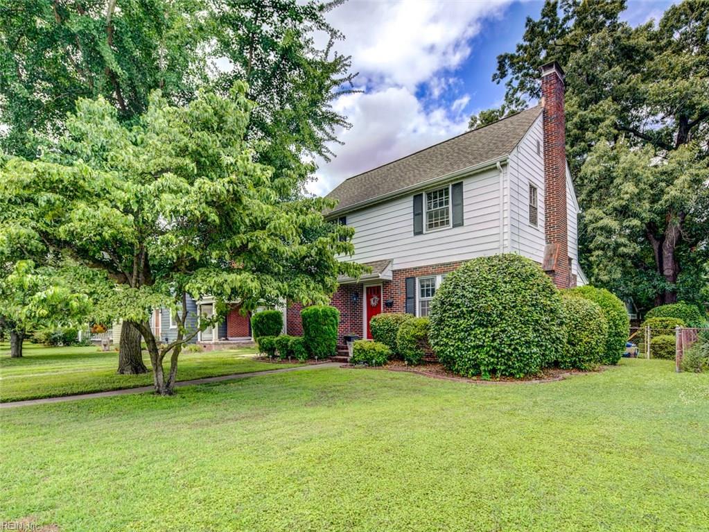 300 Russell St - Photo 1