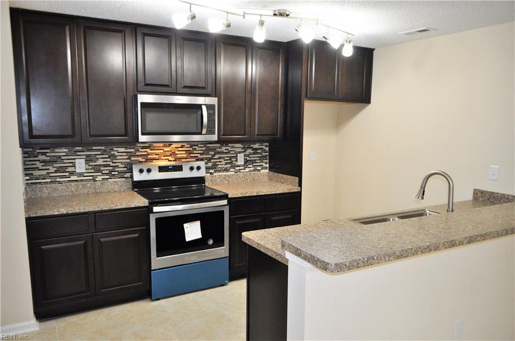 1516 Orchard Grove Dr - Photo 1