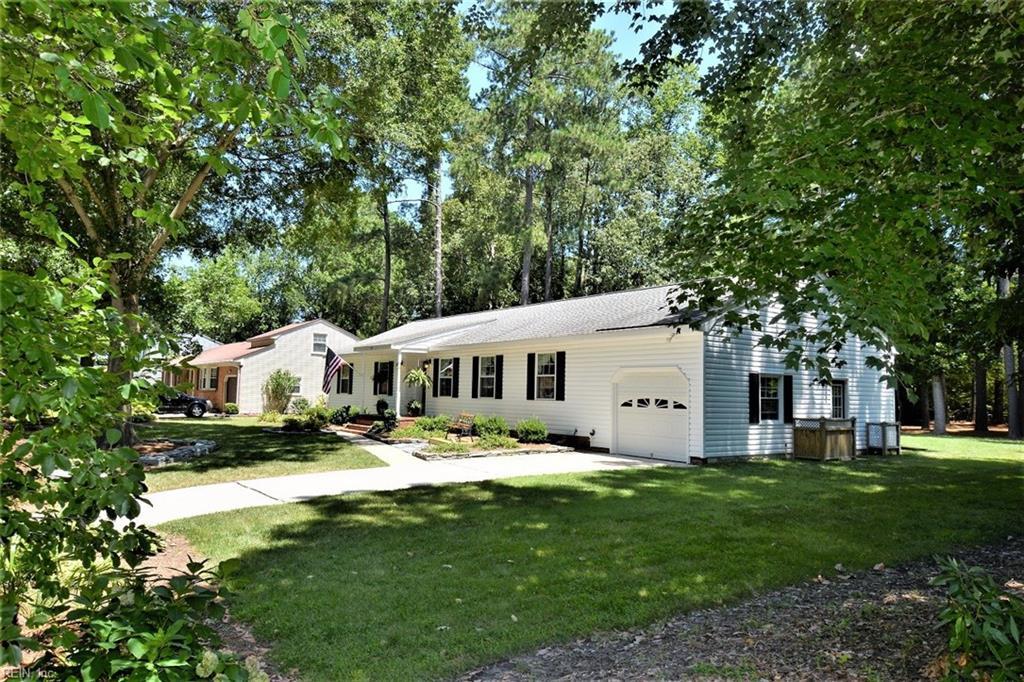 19 Lee Ave - Photo 1