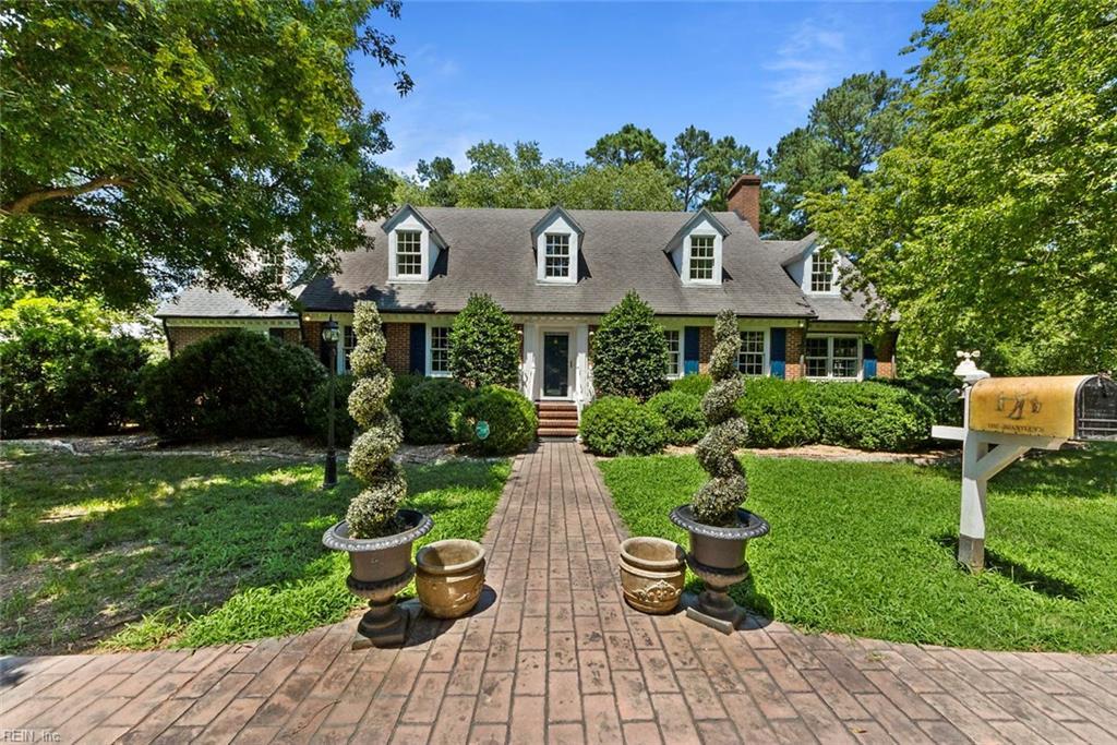 1524 Clay St - Photo 1