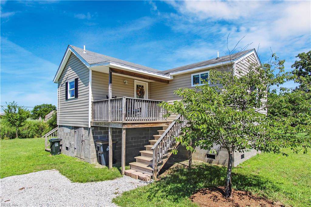 3 Pine St - Photo 1