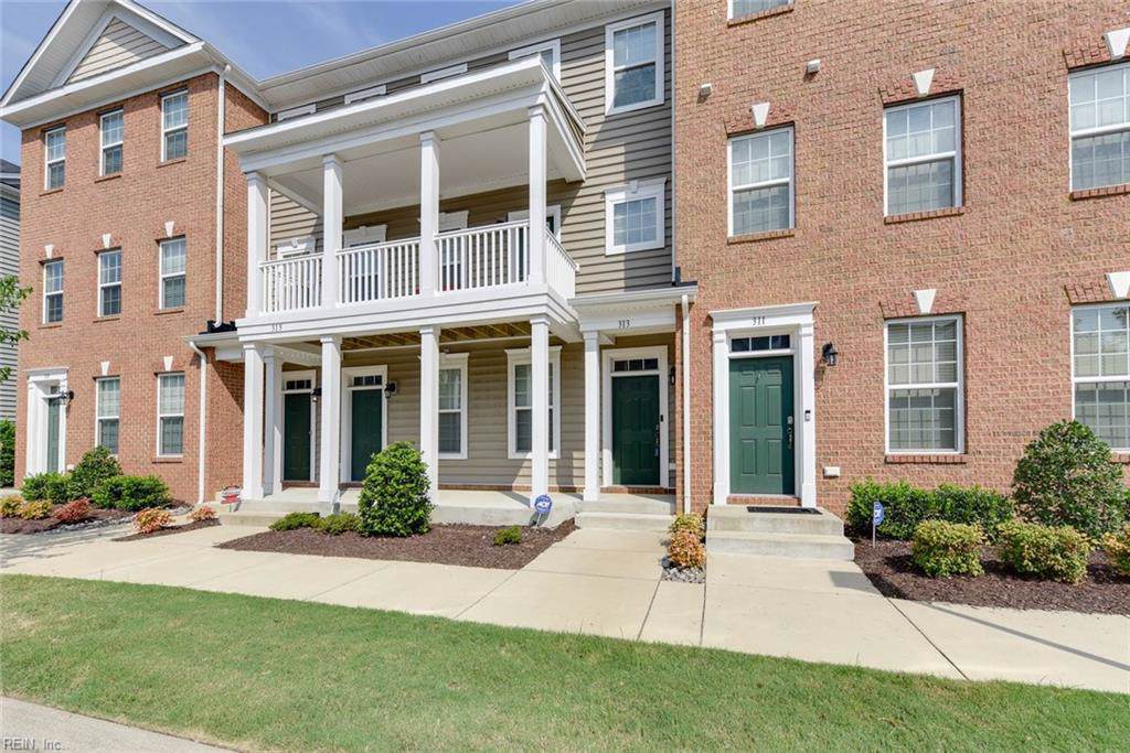 313 Fountain Way - Photo 1