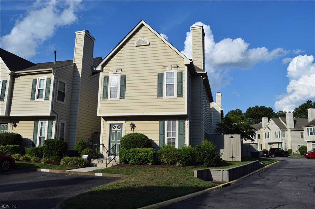 4826 Haymarket Dr - Photo 1