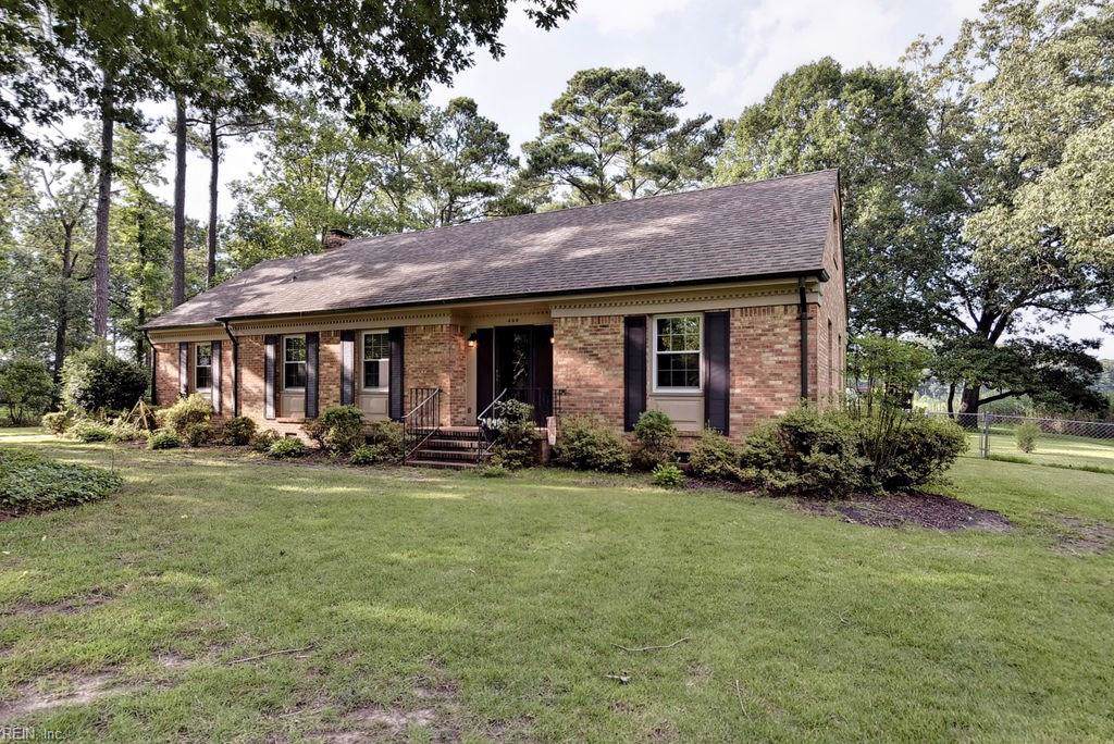 400 Normandy Ct - Photo 1
