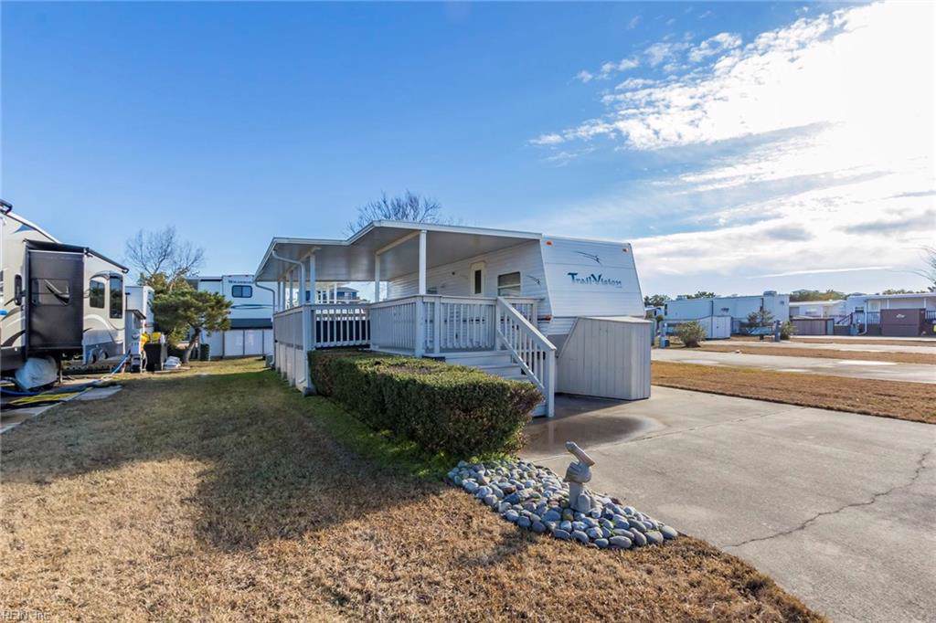3665 Sandpiper Rd - Photo 1