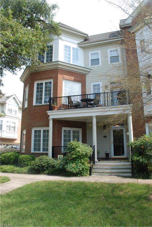 909 Bolling Ave - Photo 1
