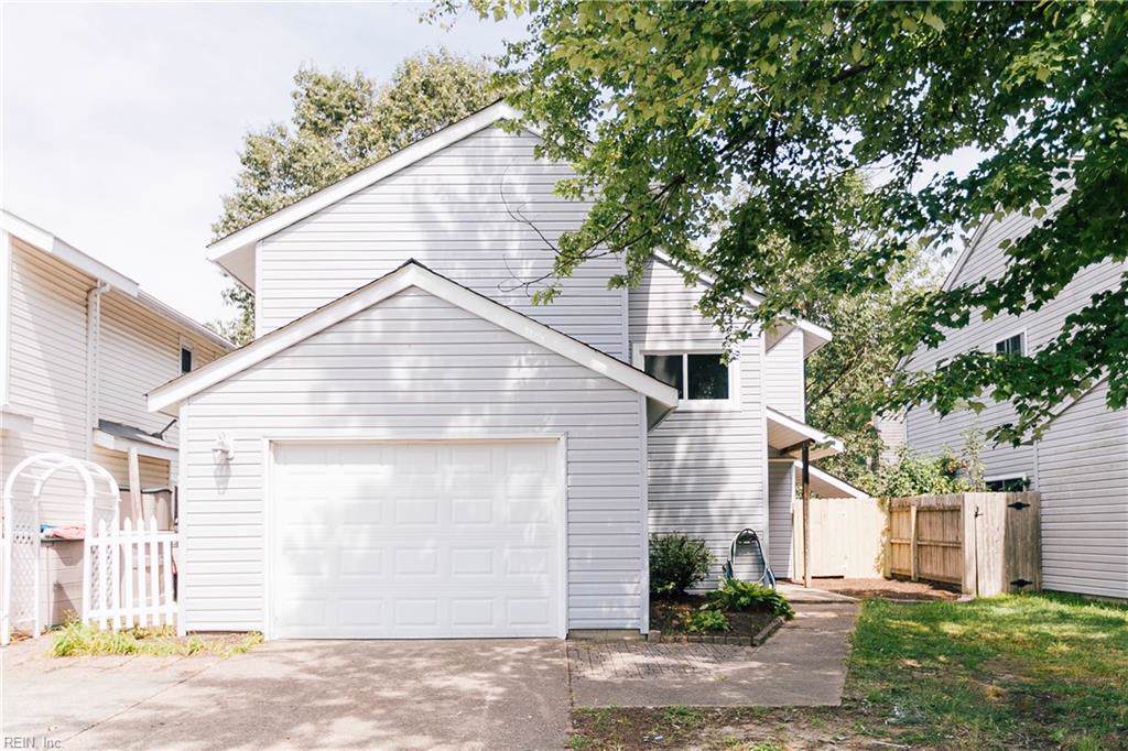 5425 Chatham Lake Dr - Photo 1