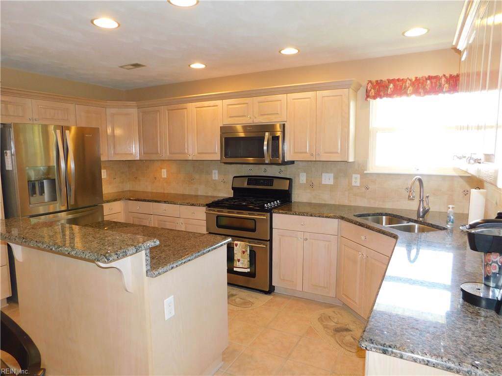 2408 Whitton Way - Photo 1