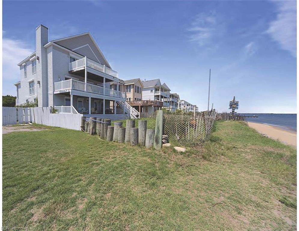 222 Ocean View Ave - Photo 1