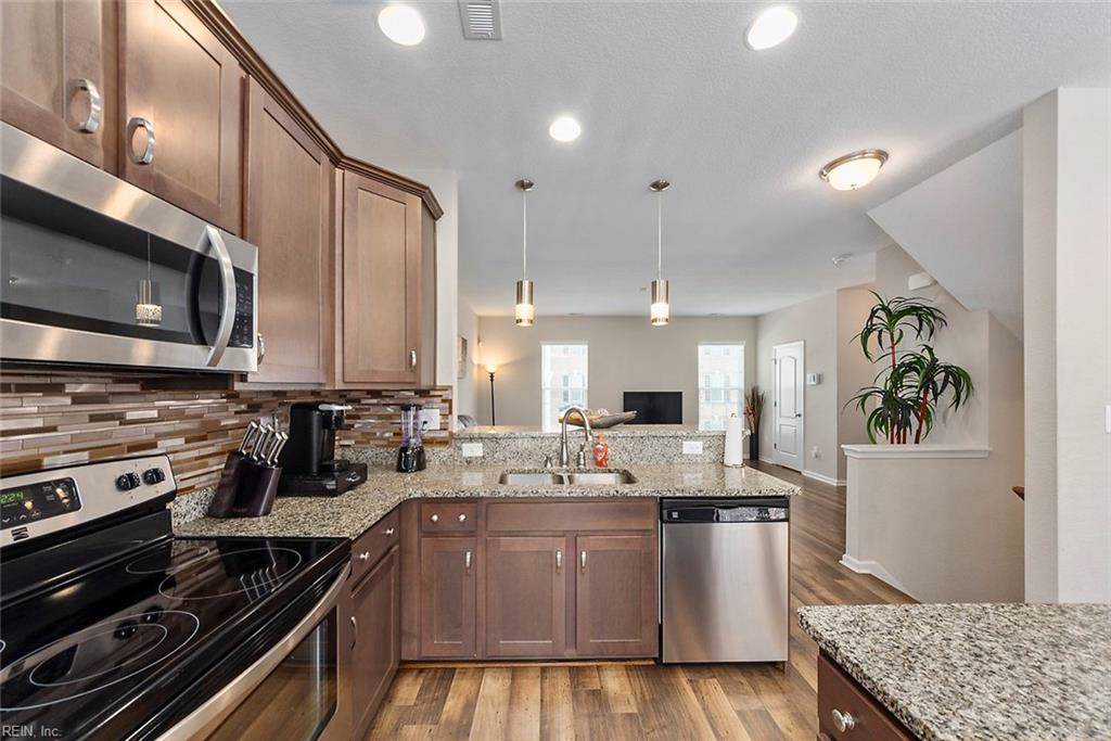 5009 Spinel St - Photo 1