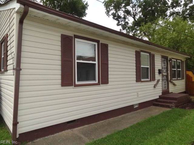 2582 Westminster Ave - Photo 1