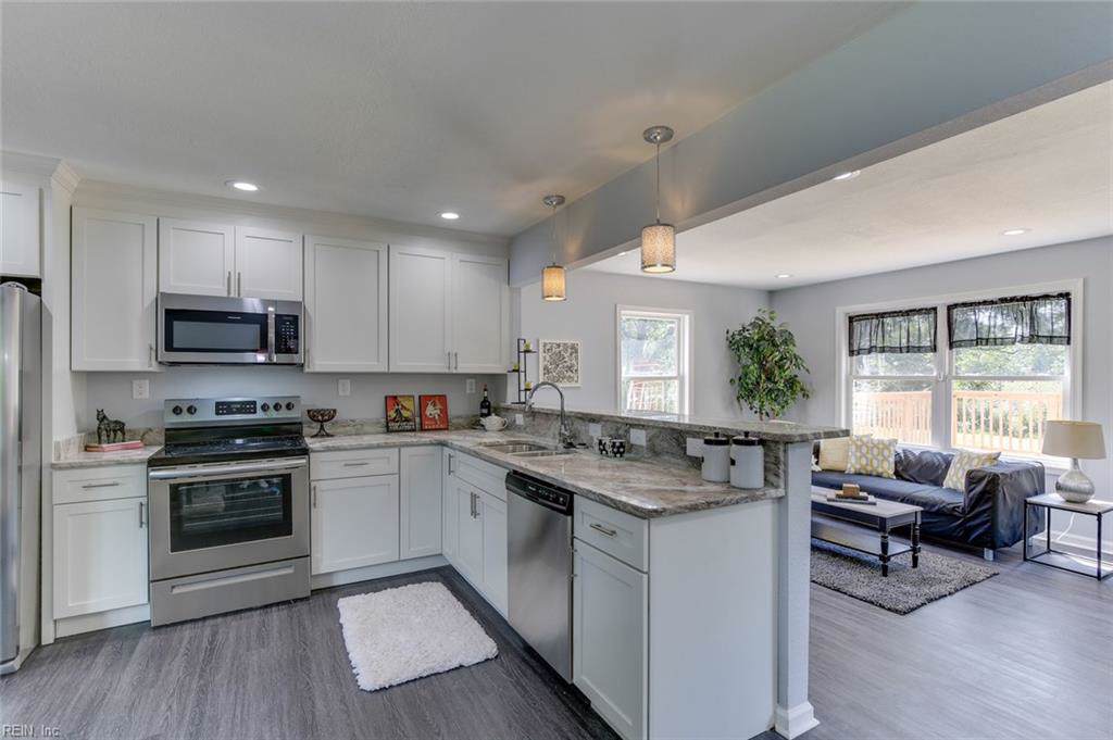 5227 Johnson Ave - Photo 1