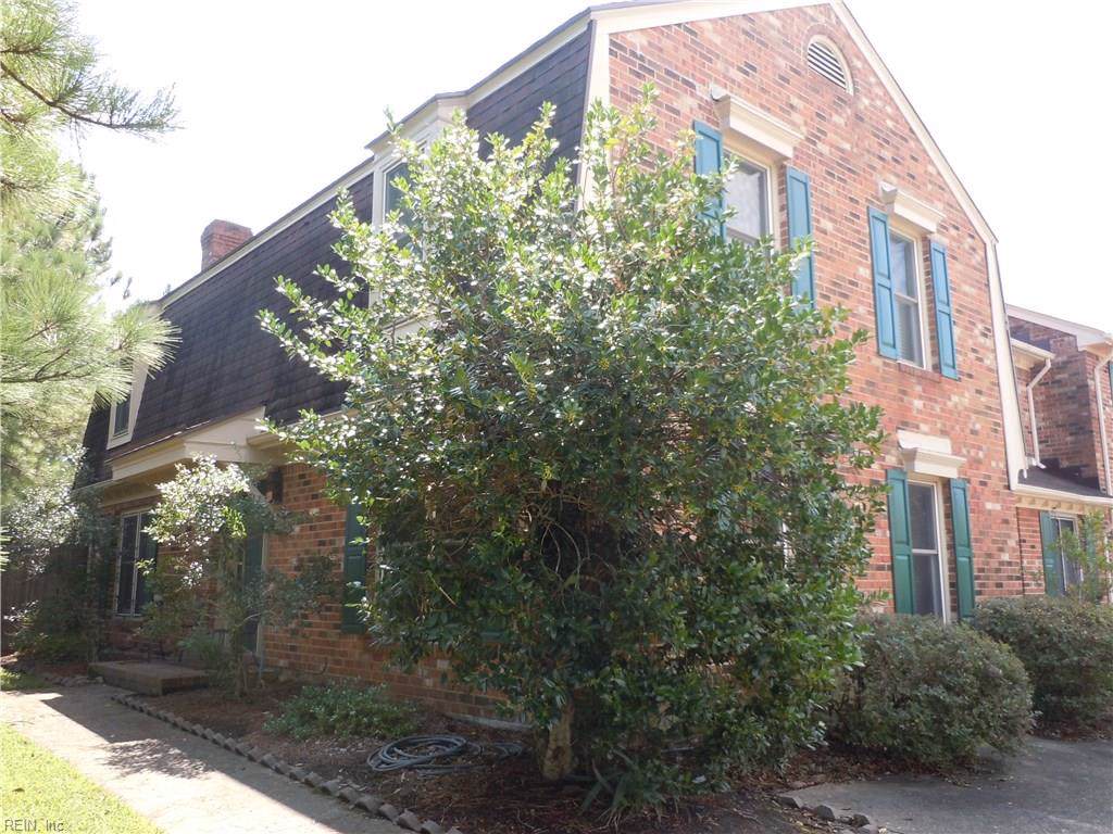 316 Boerum Ct - Photo 1