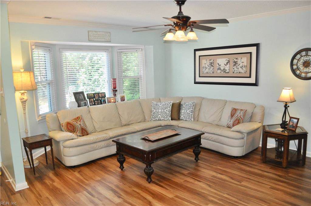 1801 Sheringham - Photo 1