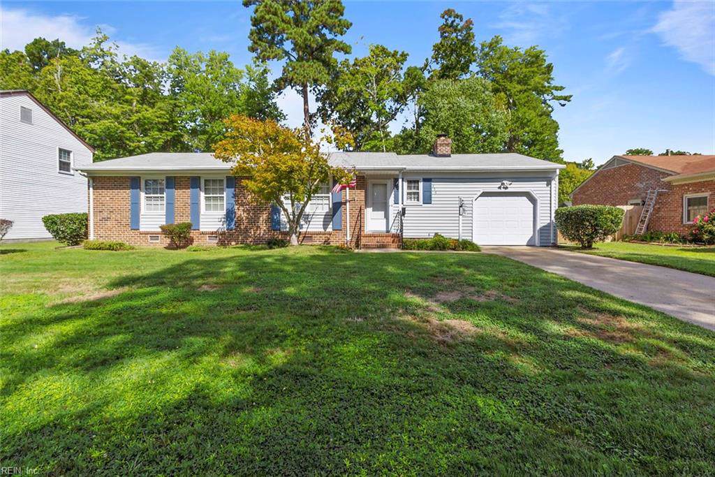 456 Harcourt Pl - Photo 1