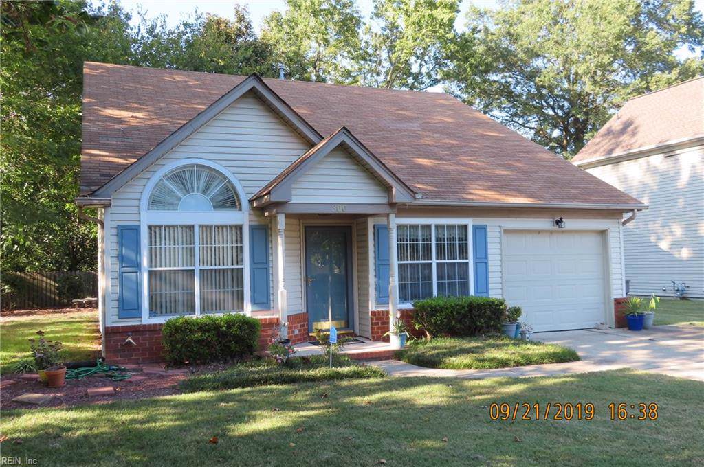 300 Holly Glen Dr - Photo 1