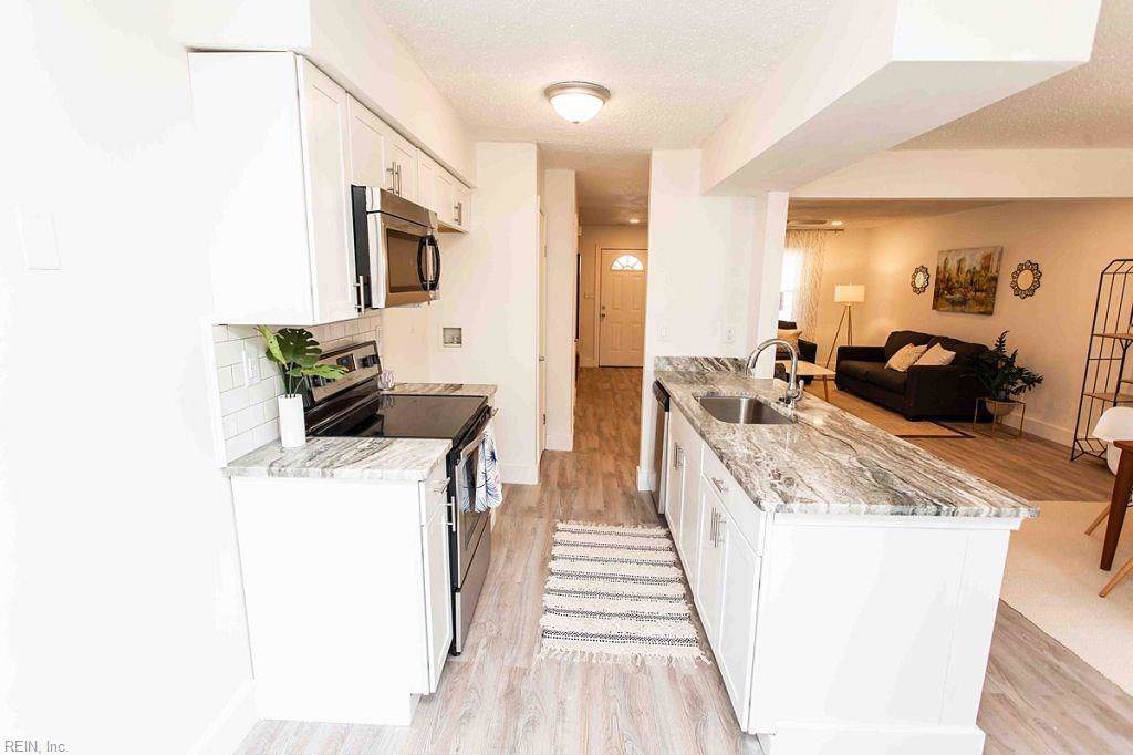 3253 Creekside Dr - Photo 1