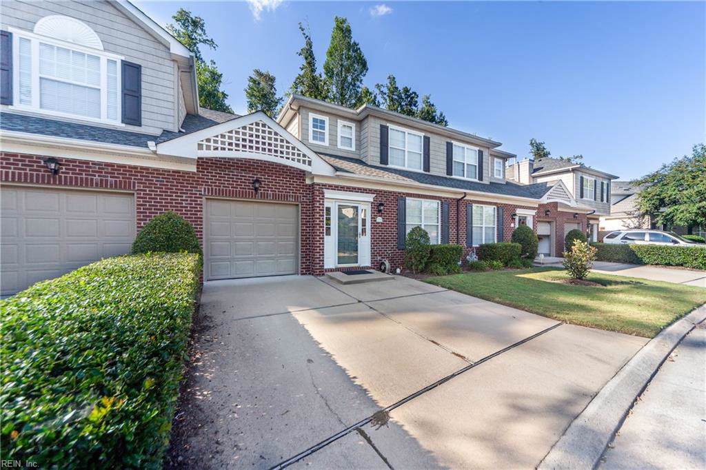 1454 Otterbourne Cir - Photo 1