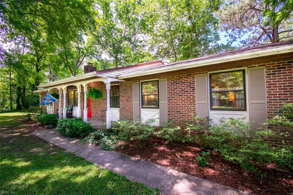 1424 Saint Brides Rd - Photo 1