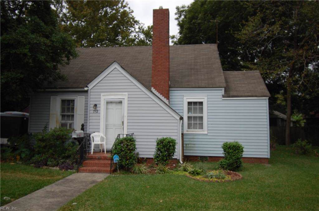 712 D St - Photo 1