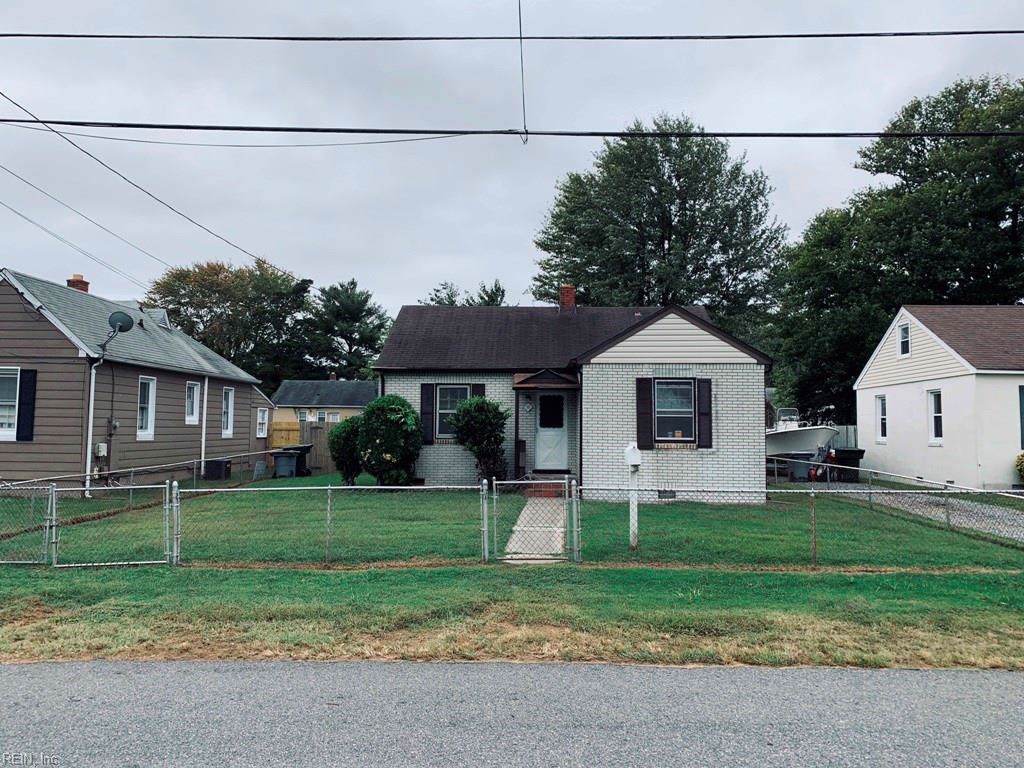 11 Monroe Dr - Photo 1