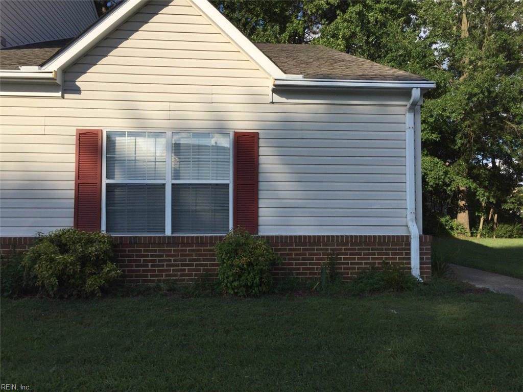 209 Wrought Iron Bnd - Photo 1