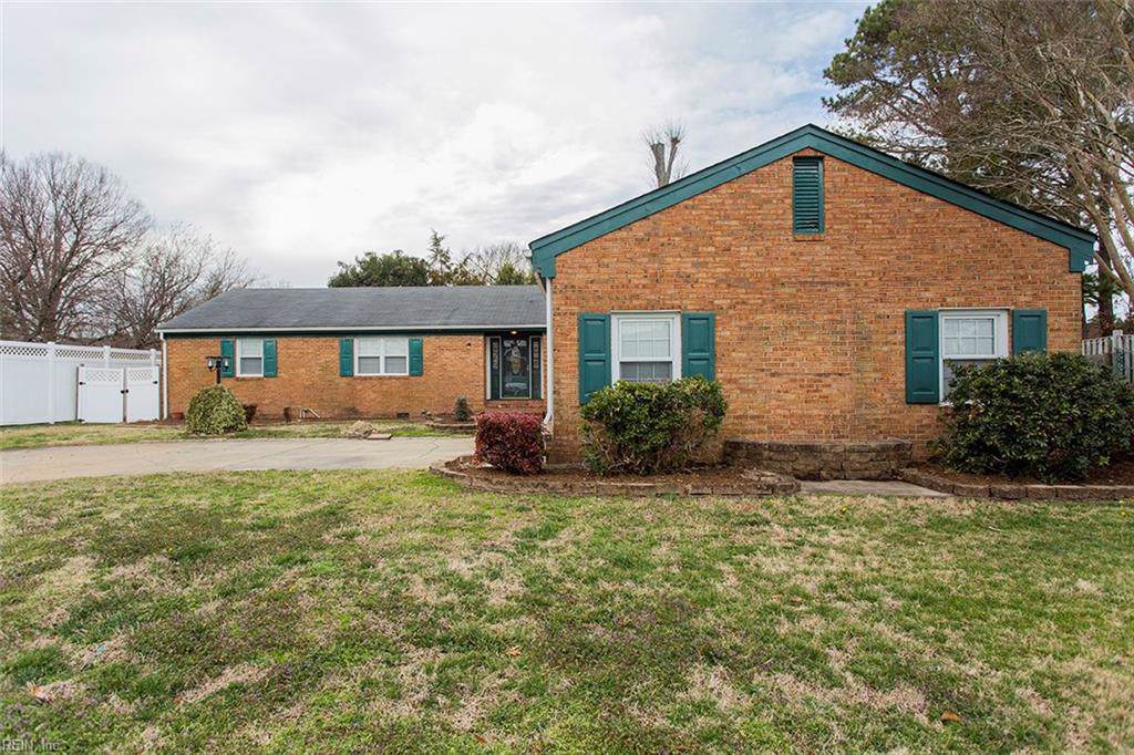 213 Consul Ave - Photo 1