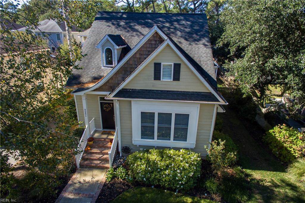 2251 Sandalwood Rd - Photo 1