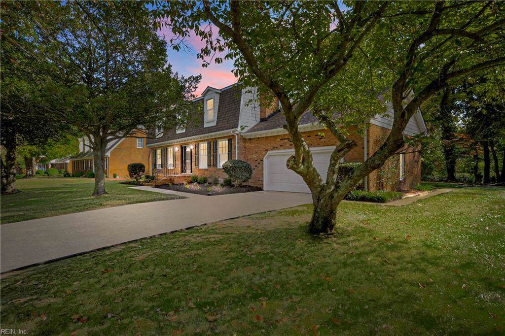 2816 Ashwood Dr - Photo 1