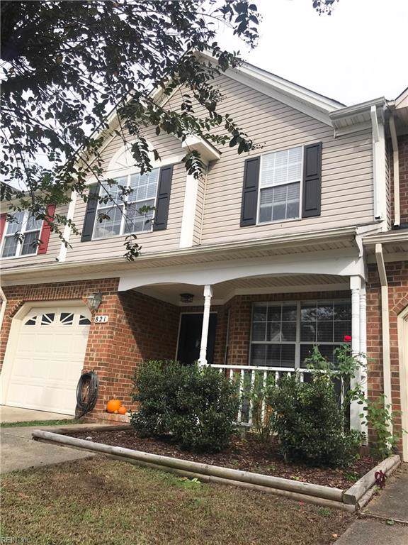 821 Lake Cir - Photo 1