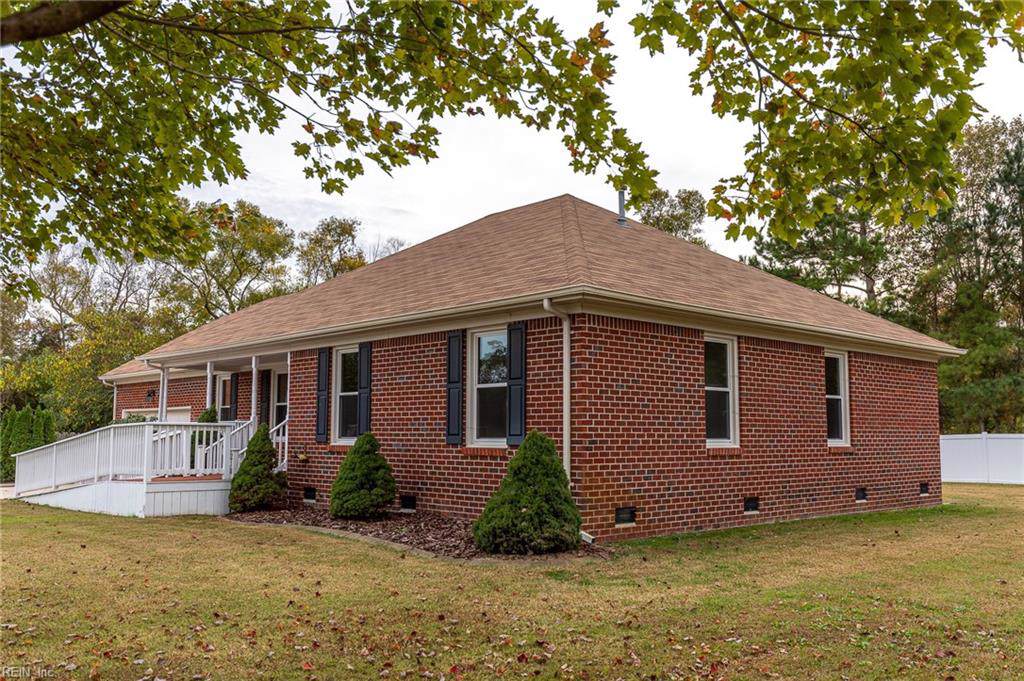 218 King Charles Ct - Photo 1