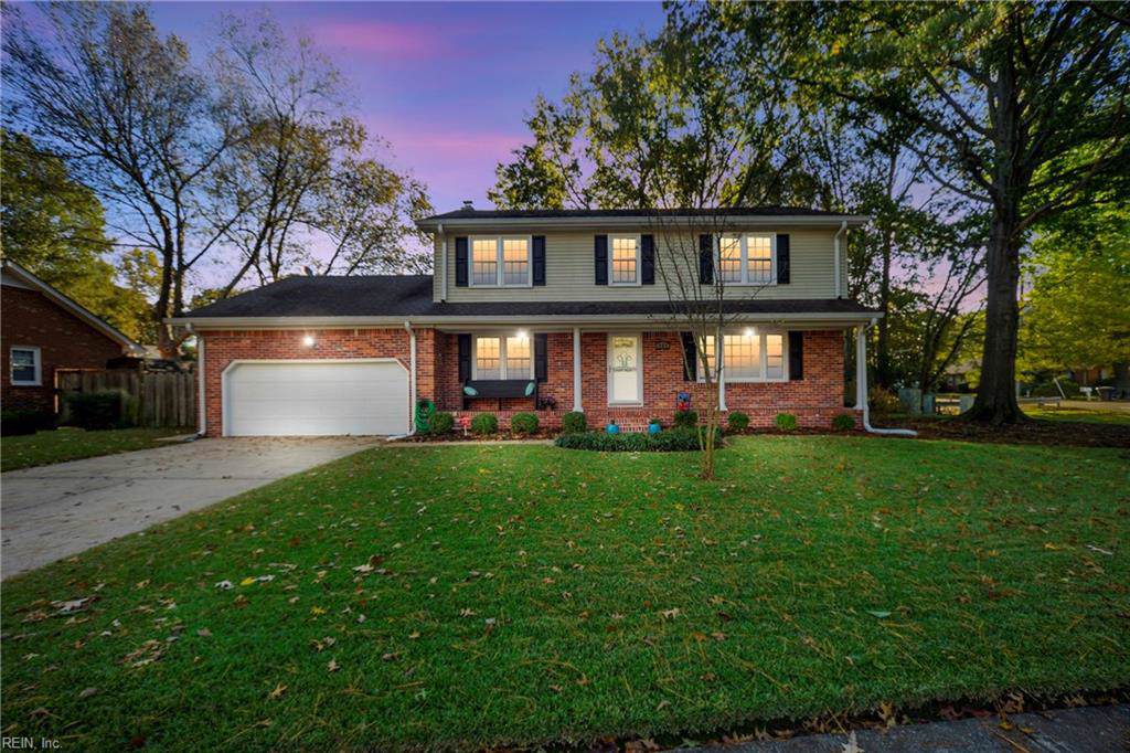 992 Edwin Dr - Photo 1
