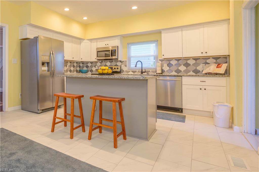 1729 Prentis Ave - Photo 1