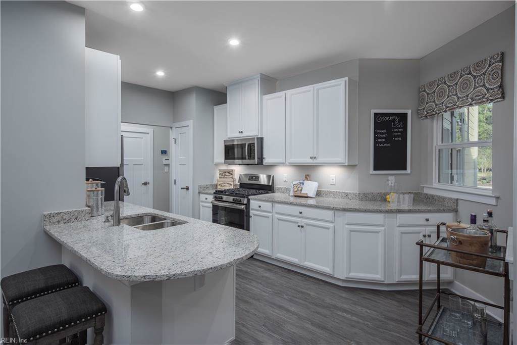 1815 Doubloon Way - Photo 1