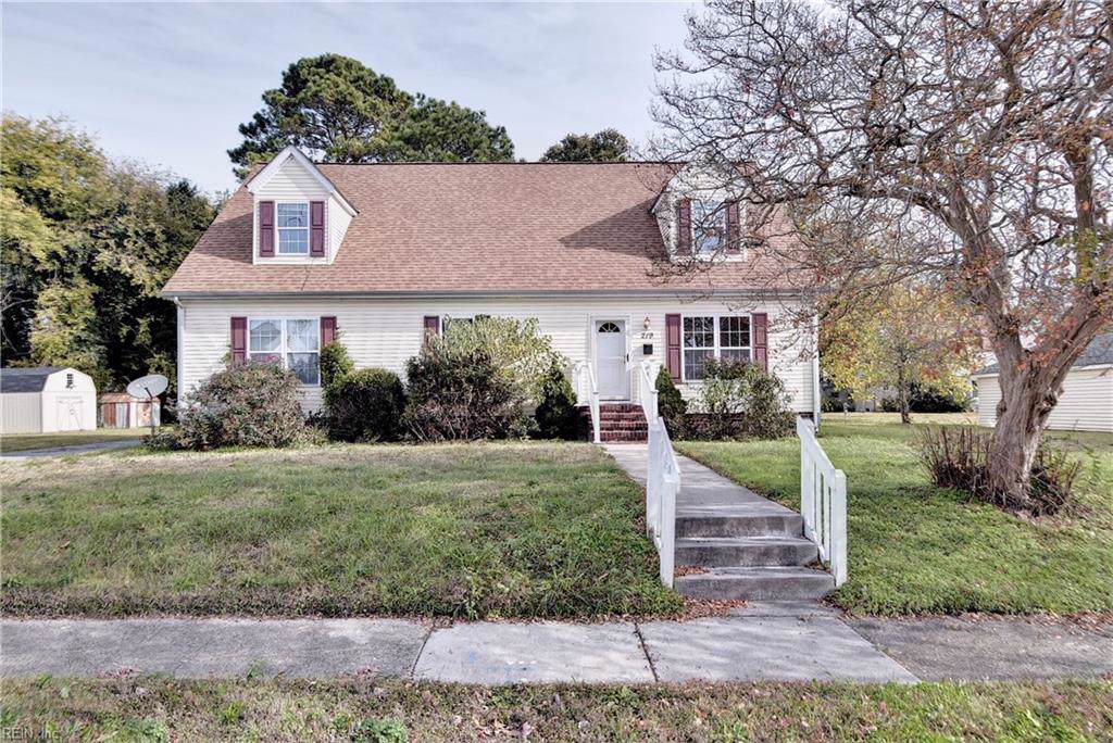 219 Downes St - Photo 1