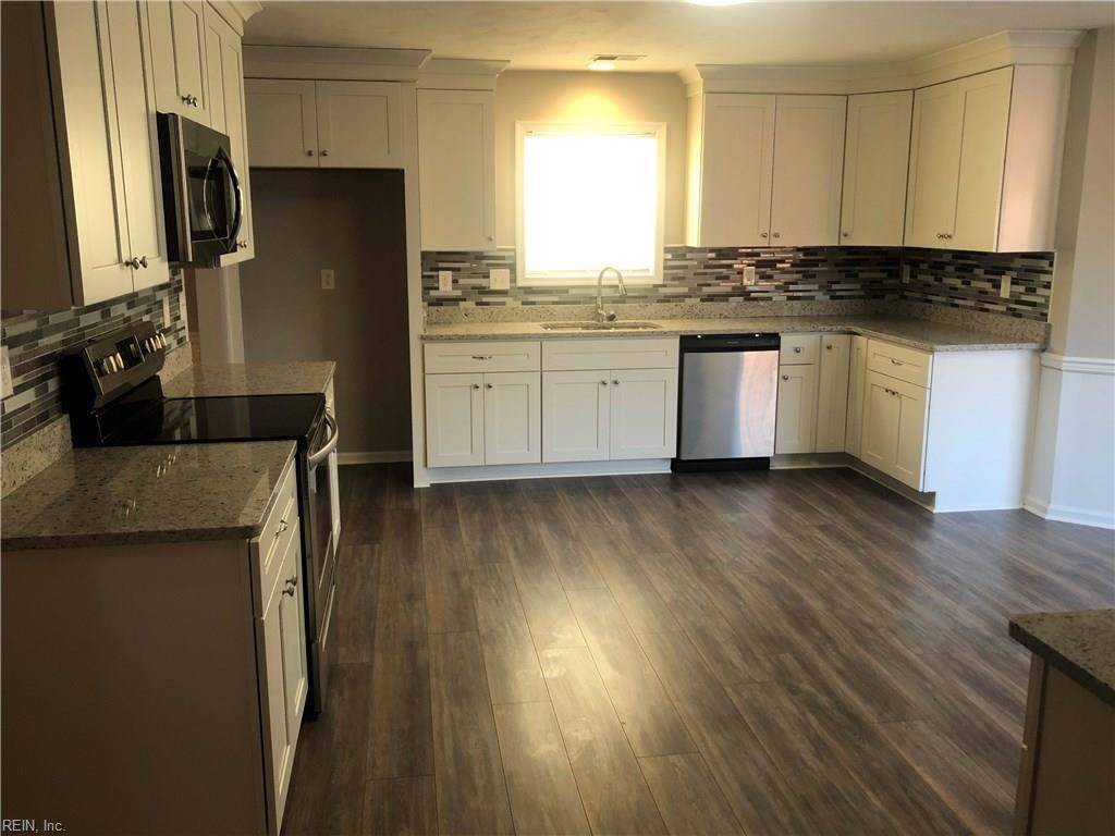 1469 Stalls Way - Photo 1