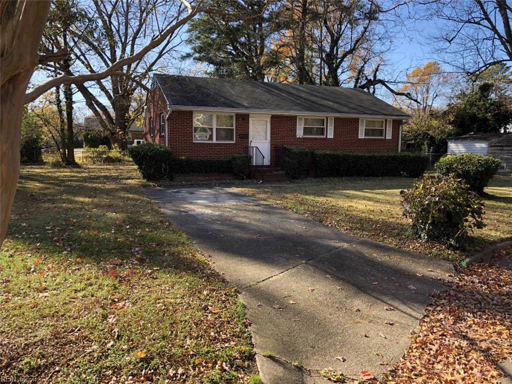 709 Gary Ln - Photo 1