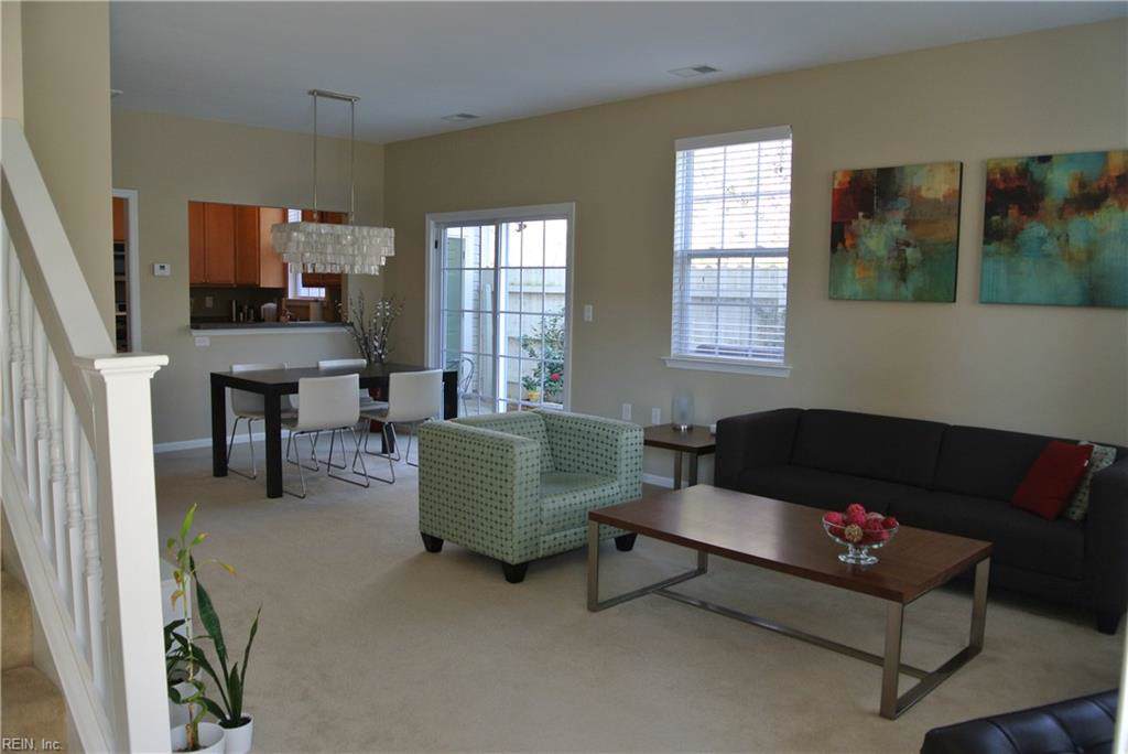 1433 Titchfield Dr - Photo 1