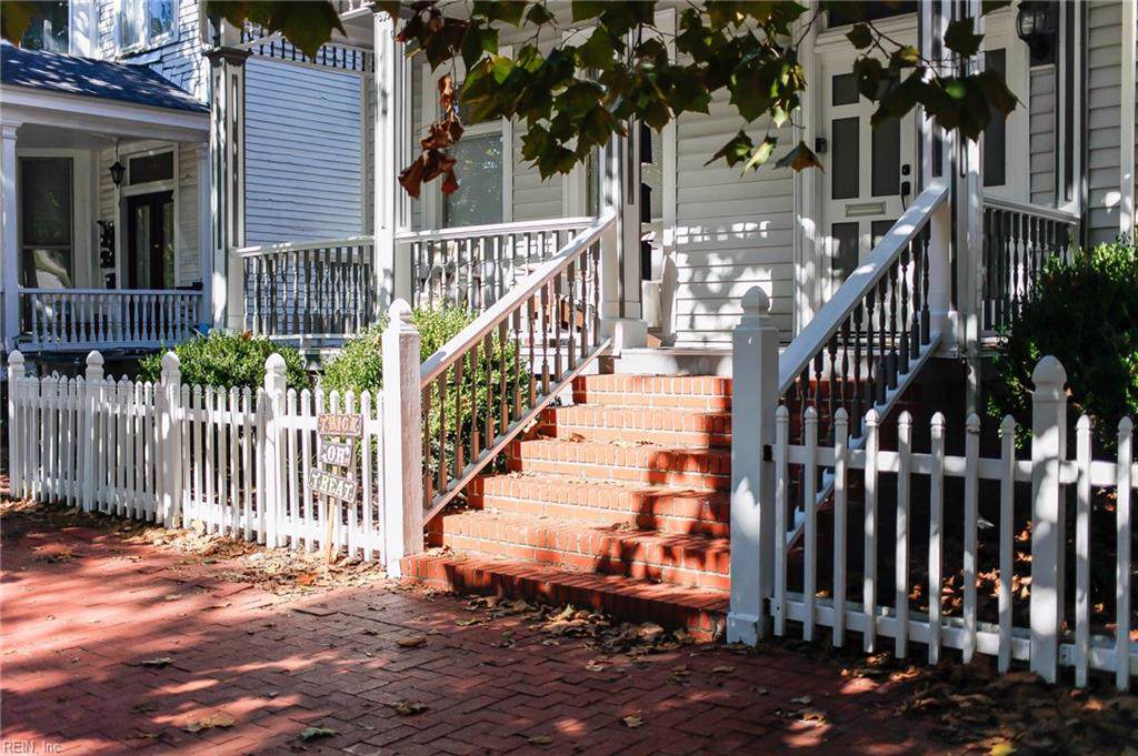 430 South St - Photo 1