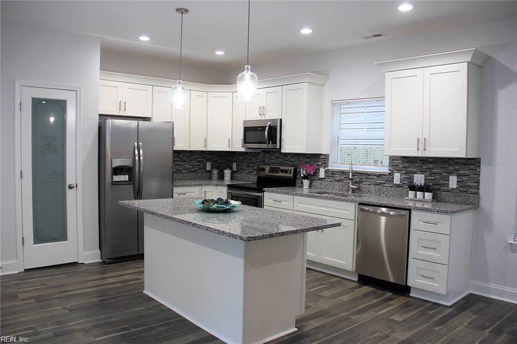 52 Salem St - Photo 1