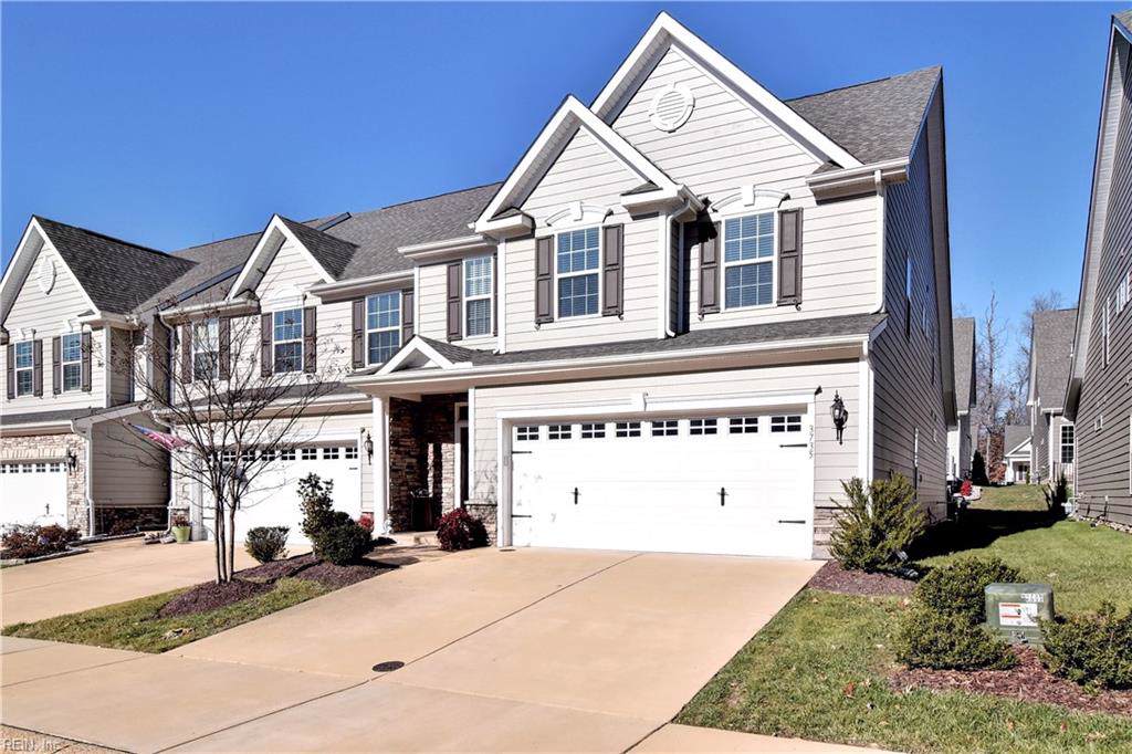 3735 Square - Photo 1